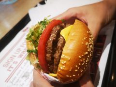 -The Habit Burger Grill 哈比特汉堡(爱琴海店)