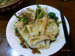 -食上东新街美食街区(民乐新都会店)