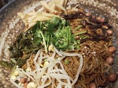 -拾味馆·浓鲜骨汤(光谷天地店)