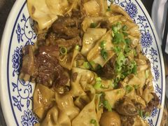 -壹阁胡羊焖饼(特色小吃街店)