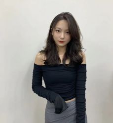 -一東造型烫发染发