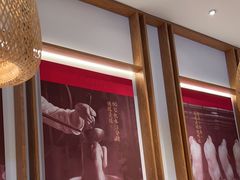 -三人行骨头王火锅(长寿店)
