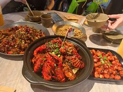 -巴厘龙虾·榜首油焖大虾(音乐学院·沿江酒馆店)