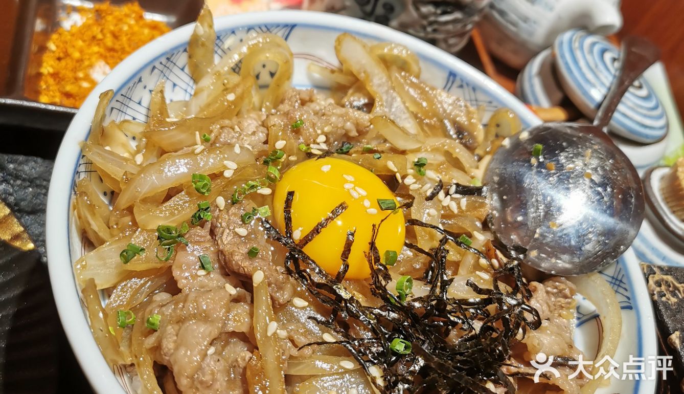 恩施街超好吃的烤肉店[调皮]