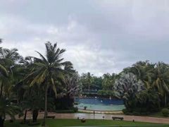 -三亚湾海居铂尔曼度假酒店