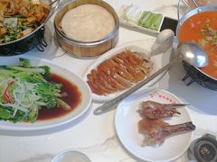 -梅利汴京烤鸭•开封豫菜地标店(东大街店)
