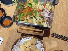 -川堂风·跷脚牛肉·乐山爆炒(宝山日月光店)