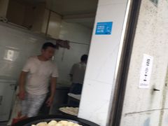 -胖子锅贴(双阳路111弄店)