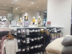 -优衣库(深圳万象天地旗舰店)