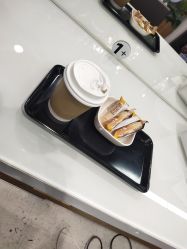 -CARR SALON