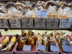 -红宝石·鲜奶小方·海派西点房(南丹店)