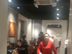 大堂-北平食府·北京烤鸭(北京西站六里桥店)