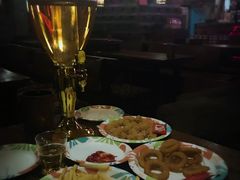 -Helens海伦司小酒馆(津湾广场店)