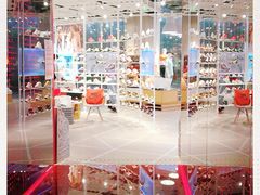-NIKE KICKS LOUNGE体验店(北京新中关店)