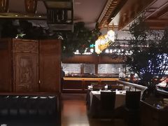 -八府香鸭·啫啫煲(华山路店)