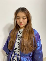 -虫二·专注健康烫染沙龙