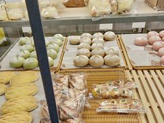 -顶东面包花园·生日蛋糕(世博店)