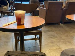 -星巴克(济宁万达广场店)