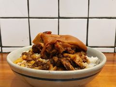 猪脚卤肉饭-红猪卤肉饭(大西洋美食城店)