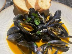 -LESCEDARS Brasserie Bistro香柏树