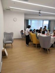 点击看大图 -慢脚印孕产中心(园区国金店)