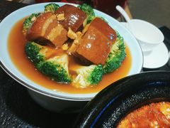 -万重锦·人文川菜馆(骡马市店)