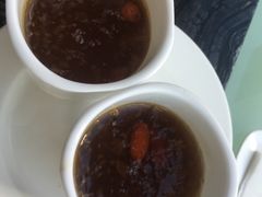 -东方红海鲜百汇(国际大厦店)