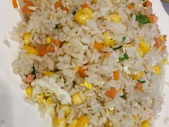 扬州炒饭-狮龙啤酒烧烤屋(建二路店)