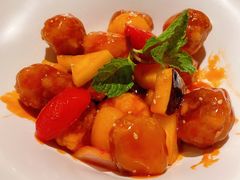 椰果菠萝咕噜肉-闻见中国海南菜(K11店)