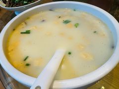 -山楂树融合菜餐厅