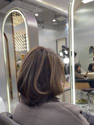 -Tloml salon