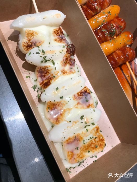 bibigo必品阁(芮欧店)芝士年糕串图片