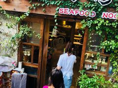 门面-十面欢腾·海鲜面·台式Bistro(长乐路店)