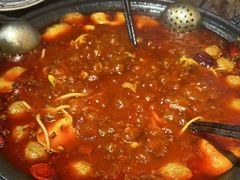 -旧街市鲜货老火锅(大光路店)