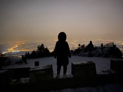 -鬼笑石后山停车场