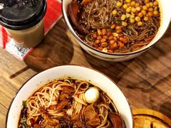 麻婆婆全家福米线-麻婆婆白家肥肠粉(海岸城店)