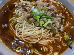 -丁丁猫重庆小面(徐州路店)