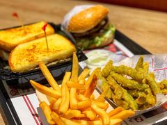 -The Habit Burger Grill 哈比特汉堡(爱琴海店)