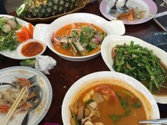 -Dang restaurant (patong phuket)