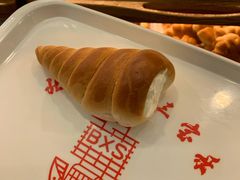 奶油牛角面包-新侨三宝乐面包店(崇文门店)