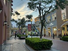 -百联奥特莱斯广场(长沙店)