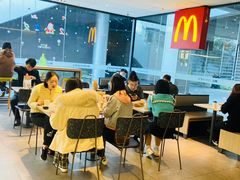 用餐区-麦当劳(万博一路天河城分店)