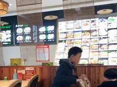 -魏铭鱼头捞饭(晋阳路店)