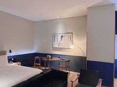 -SFEEL设计师酒店(成都春熙路天府广场店)