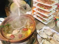 -东记炭炉·海鲜鸡煲(龙华店)