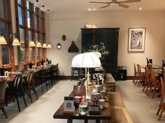 -银米·云南传统过桥米线(双廊黑金冠店)
