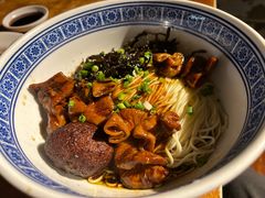 -沪西老弄堂面馆(定西路店)