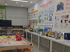 -艾克瑞特AI机器人·少儿编程·STEAM教育(万达校区)