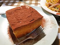 漏奶华-新大咀港式茶餐厅(宝山万达店)