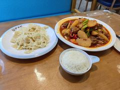 -伊京轩兰州牛肉面(闹市口店)